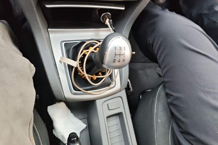 Used Ford Focus 2013 Hatchback Classic 1.8L Manual Base Model Gear Lever