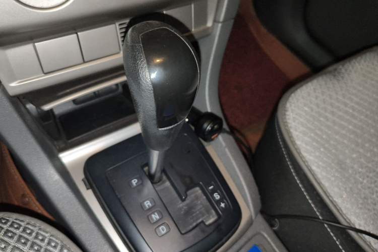 Used Ford Focus 2013 Hatchback Classic 1.8L Automatic Base Model Gear Lever