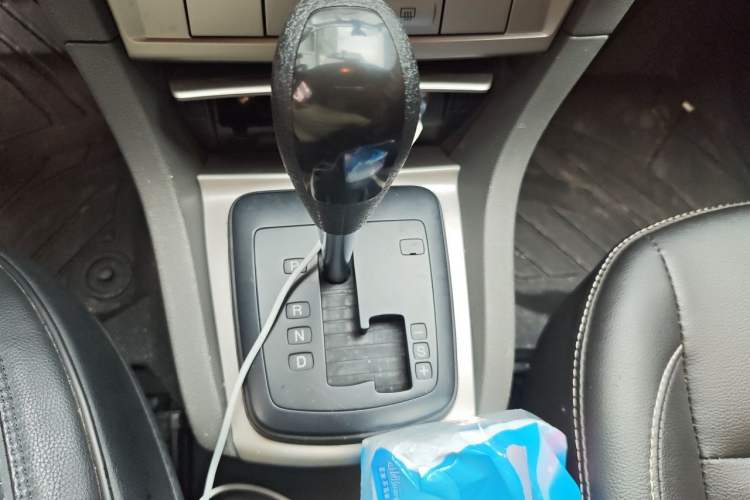 Used Ford Focus 2013 Hatchback Classic 1.8L Automatic Base Model Gear Lever