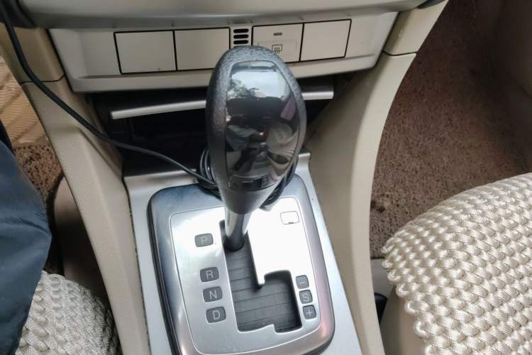 Used Ford Focus 2013 Hatchback Classic 1.8L Automatic Fashion Edition Gear Lever