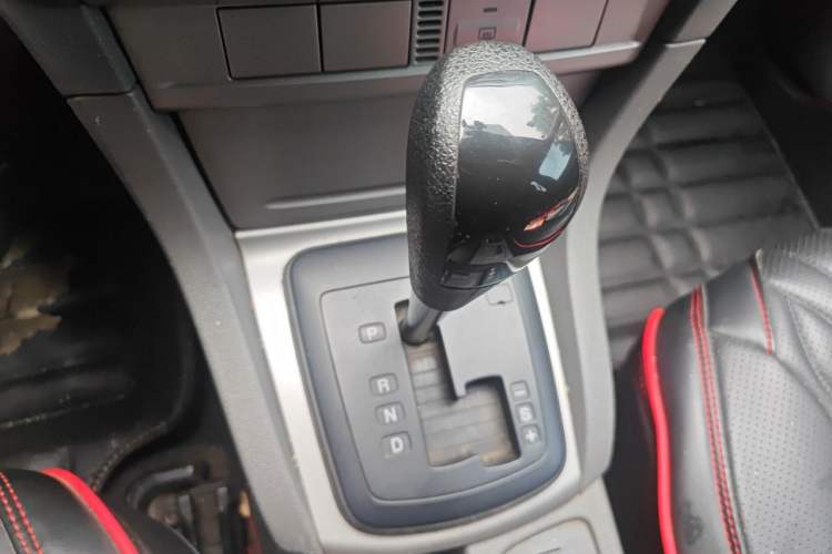 Used Ford Focus 2013 Hatchback Classic 1.8L Automatic Base Model Gear Lever