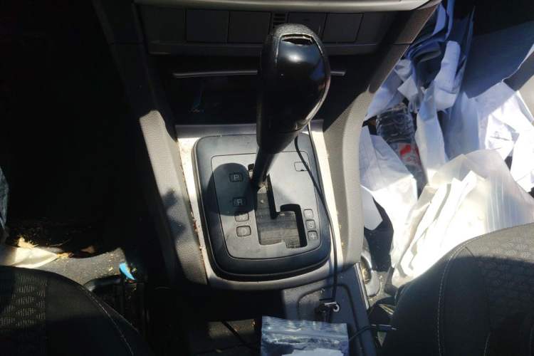 Used Ford Focus 2013 Hatchback Classic 1.8L Automatic Base Model Gear Lever