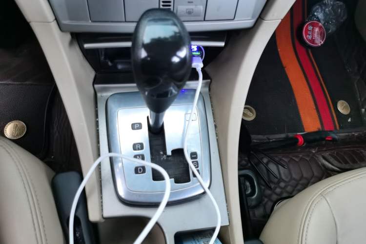 Used Ford Focus 2013 Hatchback Classic 1.8L Automatic Fashion Edition Gear Lever