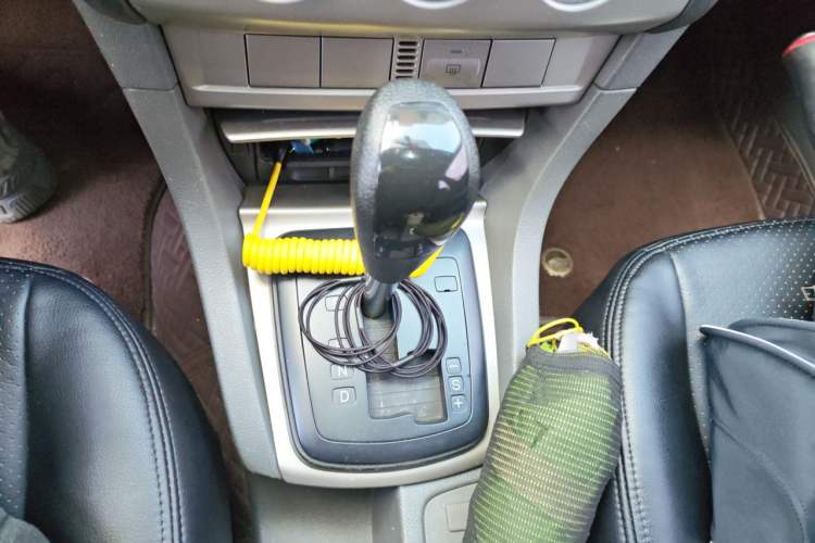 Used Ford Focus 2013 Hatchback Classic 1.8L Automatic Base Model Gear Lever