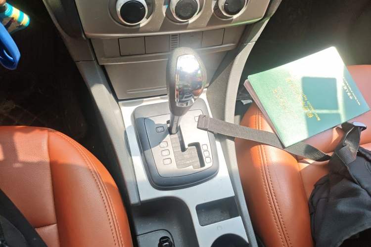 Used Ford Focus 2013 Hatchback Classic 1.8L Automatic Millionth Anniversary Edition Gear Lever