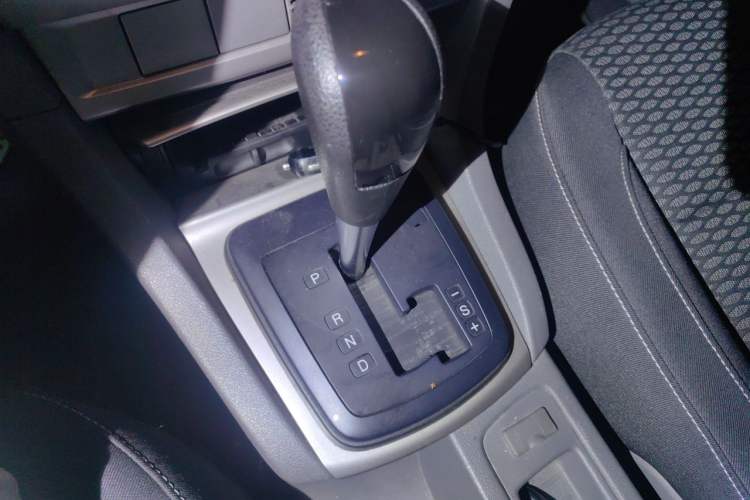 Used Ford Focus 2013 Hatchback Classic 1.8L Automatic Base Model Gear Lever
