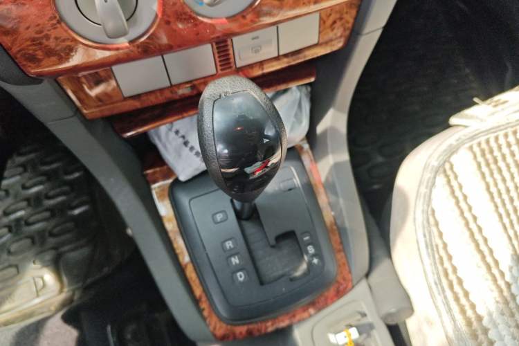 Used Ford Focus 2013 Hatchback Classic 1.8L Automatic Base Model Gear Lever