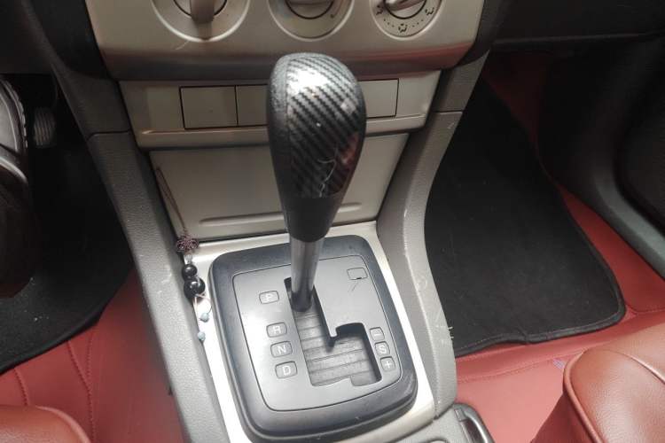 Used Ford Focus 2013 Hatchback Classic 1.8L Automatic Base Model Gear Lever