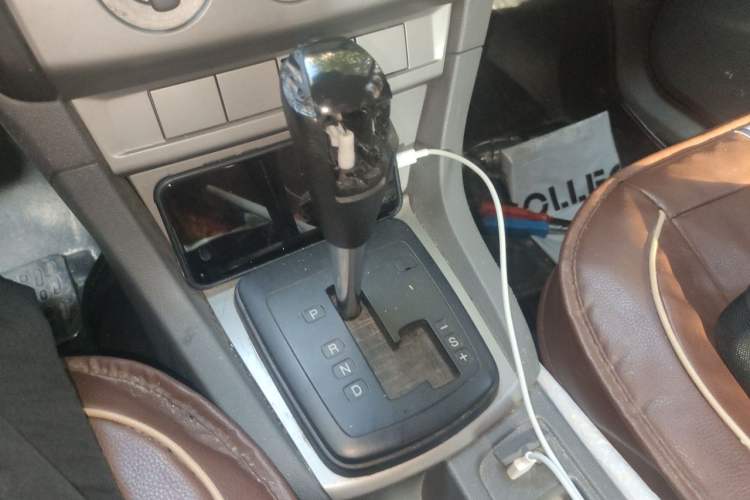 Used Ford Focus 2013 Hatchback Classic 1.8L Automatic Base Model Gear Lever