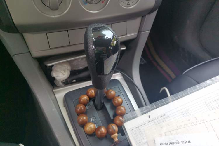 Used Ford Focus 2013 Hatchback Classic 1.8L Automatic Base Model Gear Lever