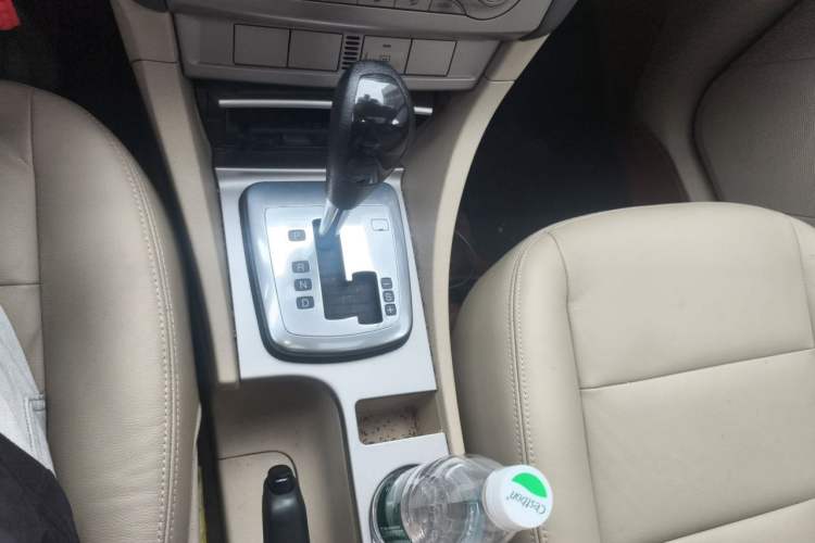 Used Ford Focus 2013 Hatchback Classic 1.8L Automatic Fashion Edition Gear Lever