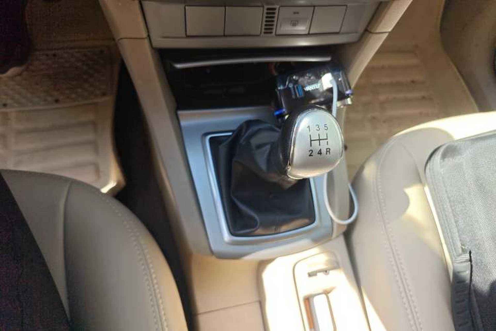 Used Ford Focus 2013 Sedan Classic 1.8L Manual Base Model Gear Lever