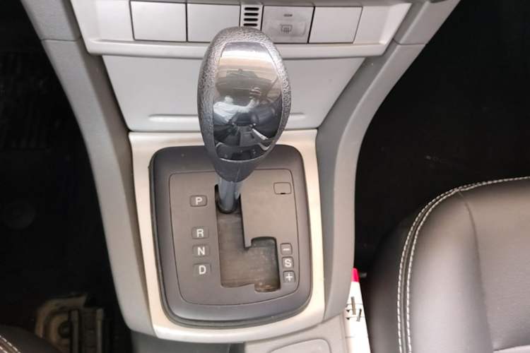 Used Ford Focus 2013 Hatchback Classic 1.8L Automatic Base Model Gear Lever