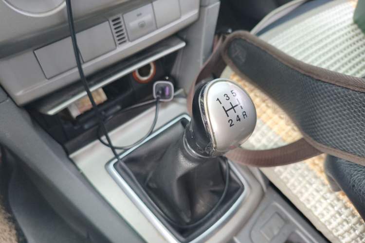 Used Ford Focus 2013 Hatchback Classic 1.8L Manual Base Model Gear Lever