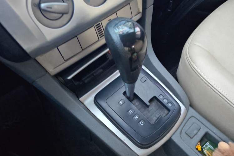 Used Ford Focus 2013 Hatchback Classic 1.8L Automatic Base Model Gear Lever