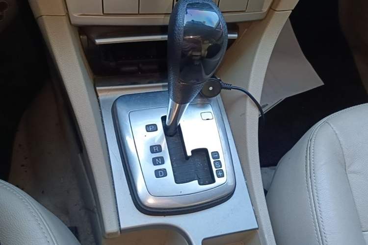 Used Ford Focus 2013 Hatchback Classic 1.8L Automatic Fashion Edition Gear Lever