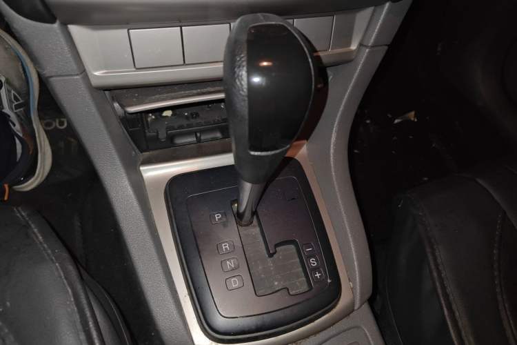 Used Ford Focus 2013 Hatchback Classic 1.8L Automatic Base Model Gear Lever
