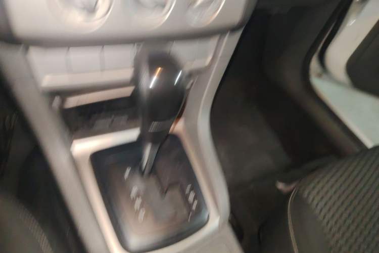 Used Ford Focus 2013 Hatchback Classic 1.8L Automatic Base Model Gear Lever