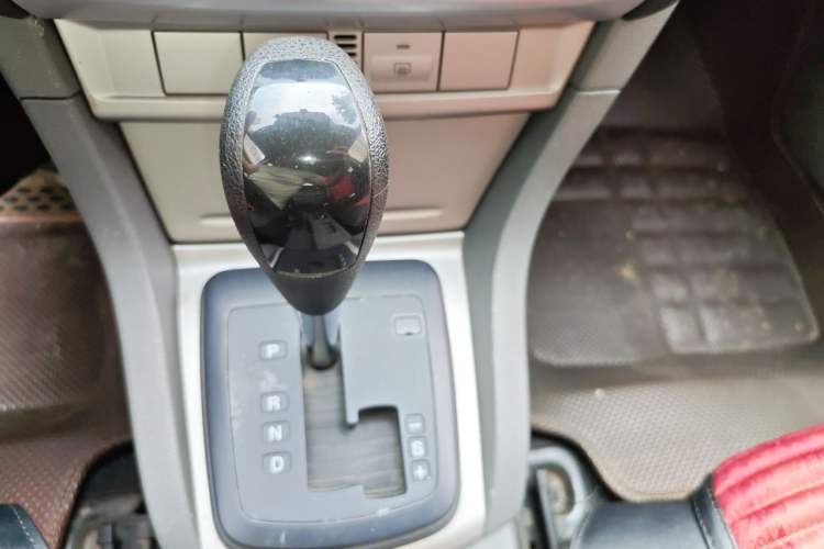 Used Ford Focus 2013 Hatchback Classic 1.8L Automatic Base Model Gear Lever
