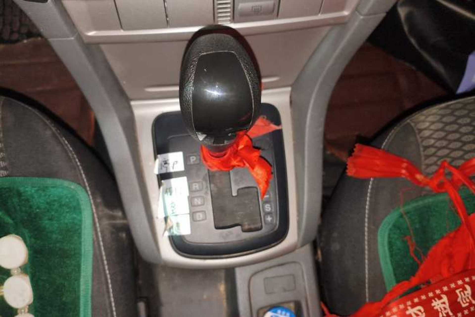 Used Ford Focus 2013 Hatchback Classic 1.8L Automatic Base Model Gear Lever