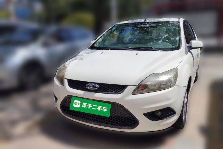 Ford Focus 2013 Hatchback Classic 1.8L Automatic Base Model с пробегом Guazi used car, China used car export, Used car for sale, Used cars, Cheapest cars for sale