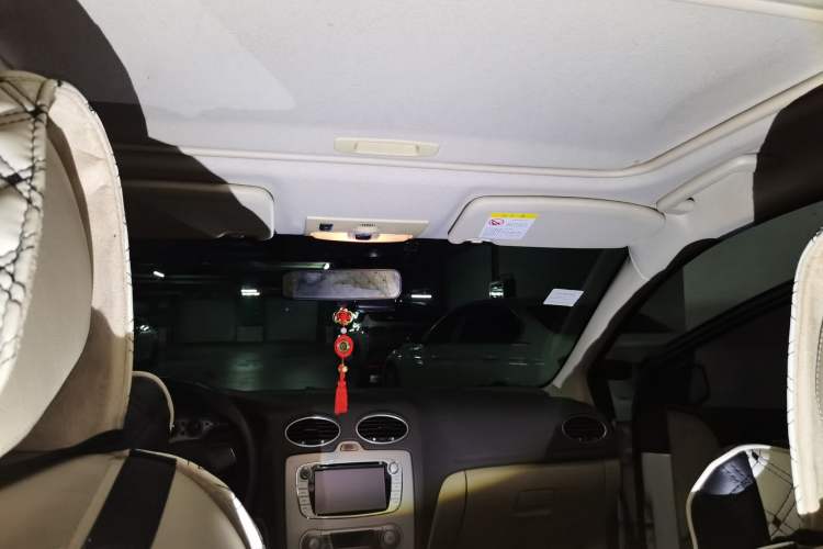 Used Ford Focus 2013 Hatchback Classic 1.8L Automatic Fashion Edition Headliner