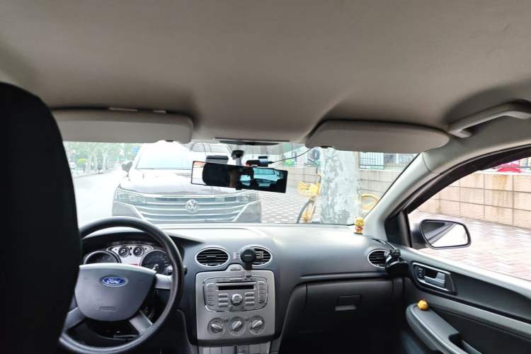 Used Ford Focus 2013 Hatchback Classic 1.8L Manual Base Model Headliner