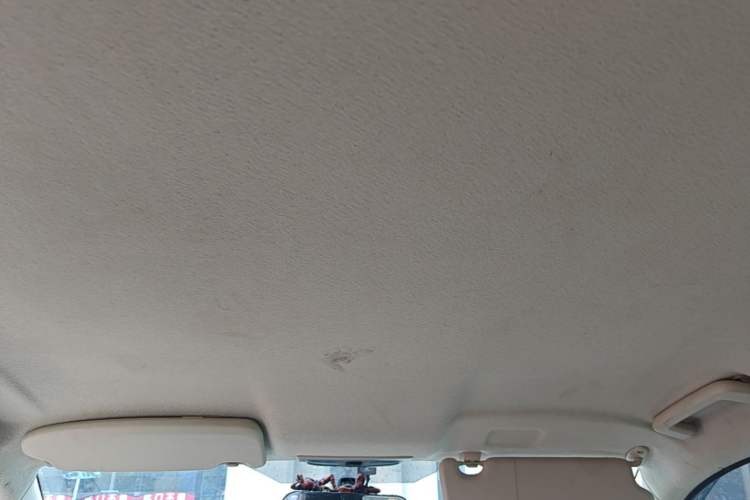 Used Ford Focus 2013 Sedan Classic 1.8L Manual Base Model Headliner