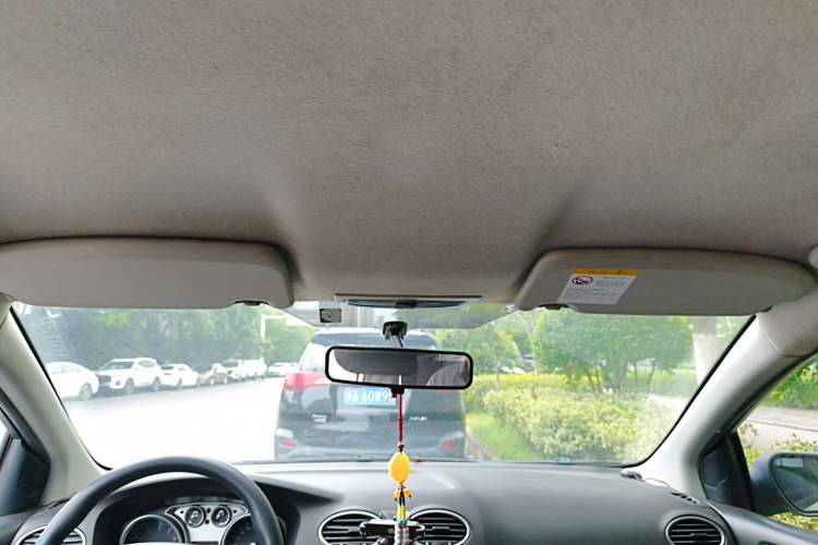 Used Ford Focus 2013 Hatchback Classic 1.8L Manual Base Model Headliner
