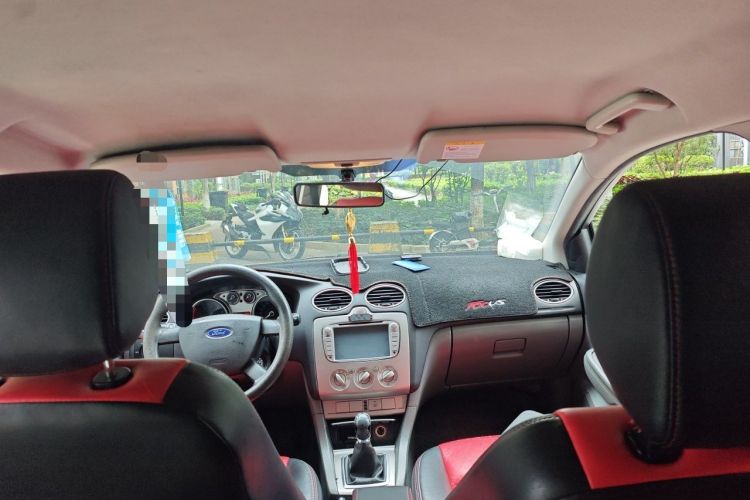 Used Ford Focus 2013 Hatchback Classic 1.8L Manual Base Model Headliner