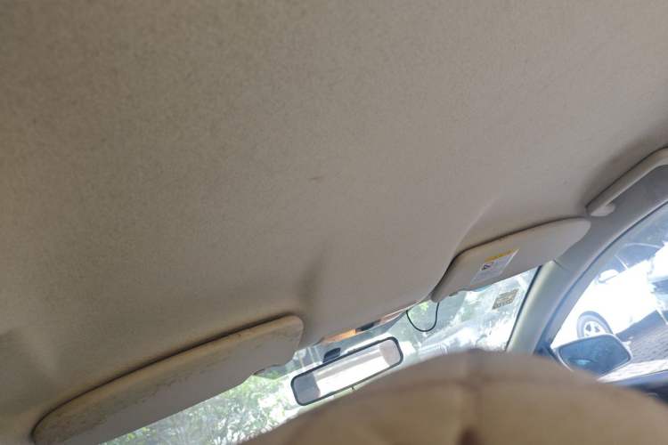Used Ford Focus 2013 Sedan Classic 1.8L Manual Base Model Headliner