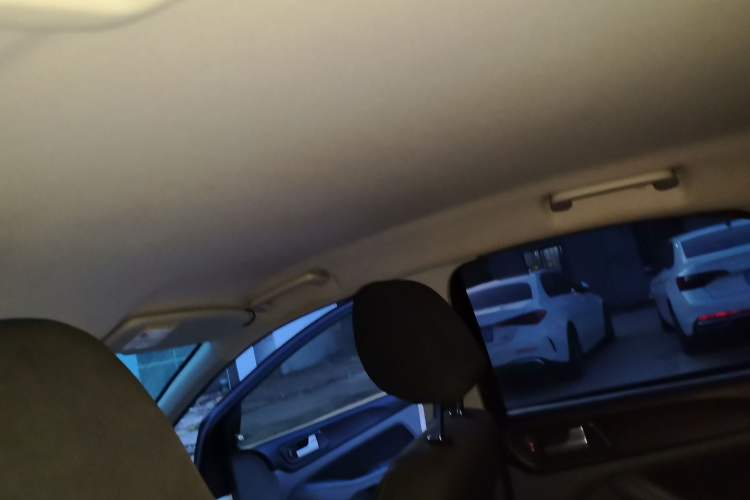 Used Ford Focus 2013 Hatchback Classic 1.8L Automatic Base Model Headliner