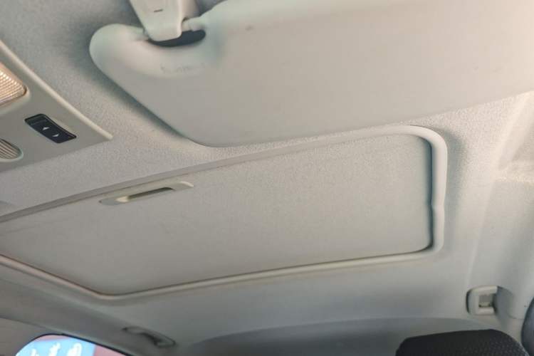 Used Ford Focus 2013 Hatchback Classic 1.8L Automatic Millionth Anniversary Edition Headliner