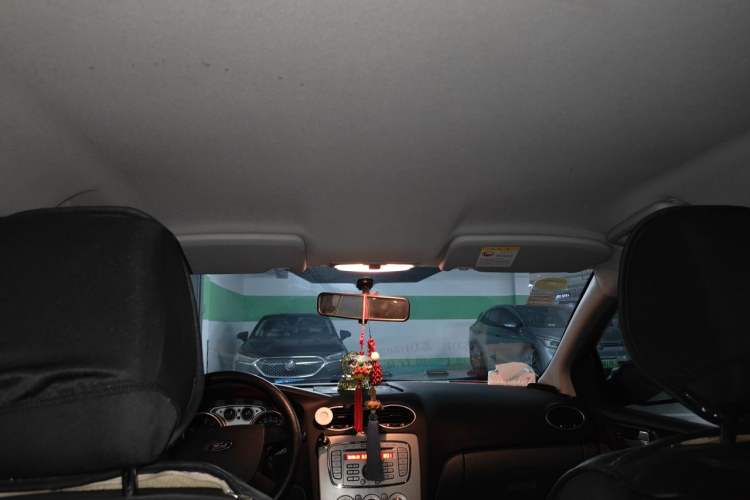 Used Ford Focus 2013 Hatchback Classic 1.8L Automatic Base Model Headliner