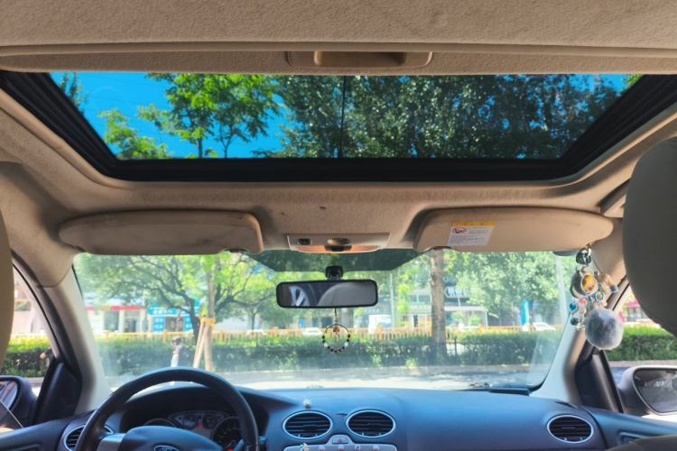 Used Ford Focus 2013 Hatchback Classic 1.8L Manual Fashion Edition Headliner