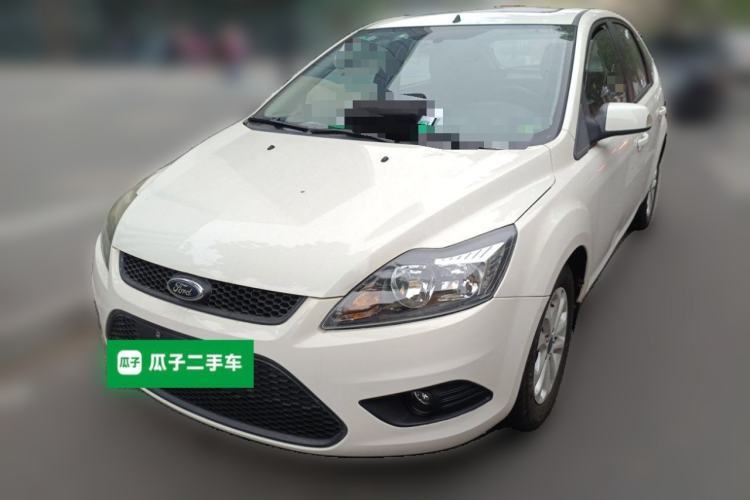 Used Ford Focus 2013 Hatchback Classic 1.8L Automatic Millionth Anniversary Edition Guazi used car, China used car export, Used car for sale, Used cars, Cheapest cars for sale