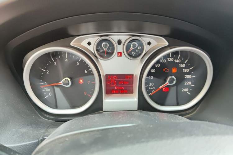 Used Ford Focus 2013 Hatchback Classic 1.8L Manual Base Model Instrument Cluster
