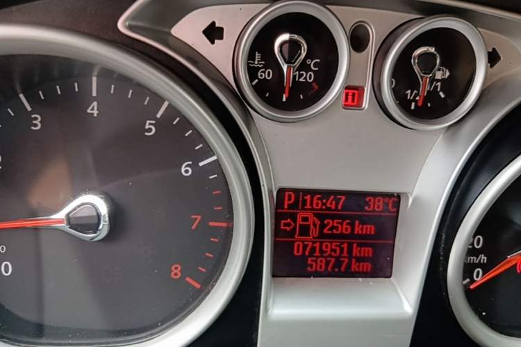 Used Ford Focus 2013 Hatchback Classic 1.8L Automatic Millionth Anniversary Edition Instrument Cluster