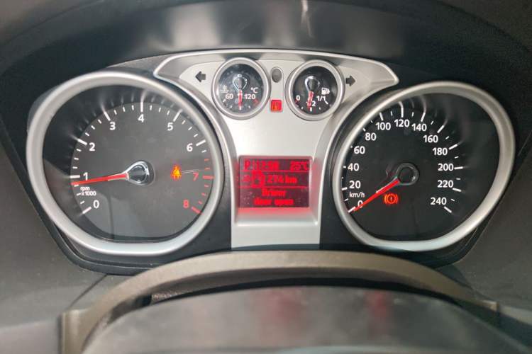 Used Ford Focus 2013 Sedan Classic 1.8L Automatic Millionth Anniversary Edition Instrument Cluster