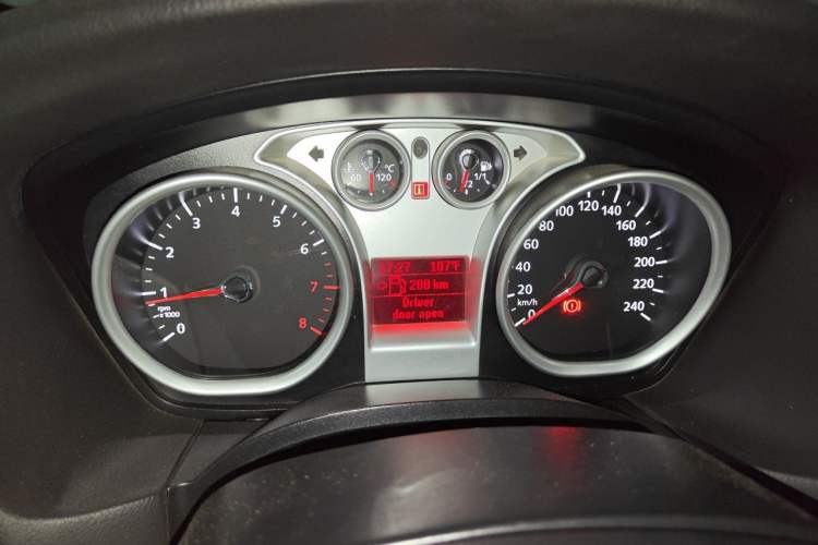 Used Ford Focus 2013 Hatchback Classic 1.8L Manual Base Model Instrument Cluster