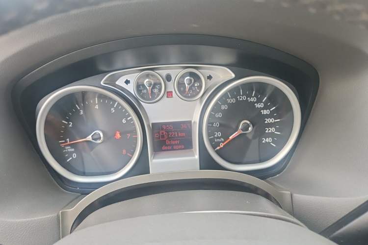 Used Ford Focus 2013 Hatchback Classic 1.8L Automatic Fashion Edition Instrument Cluster
