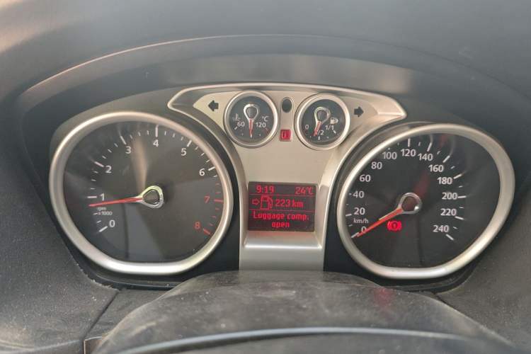 Used Ford Focus 2013 Hatchback Classic 1.8L Manual Base Model Instrument Cluster