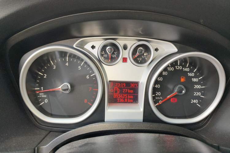 Used Ford Focus 2013 Hatchback Classic 1.8L Automatic Millionth Anniversary Edition Instrument Cluster