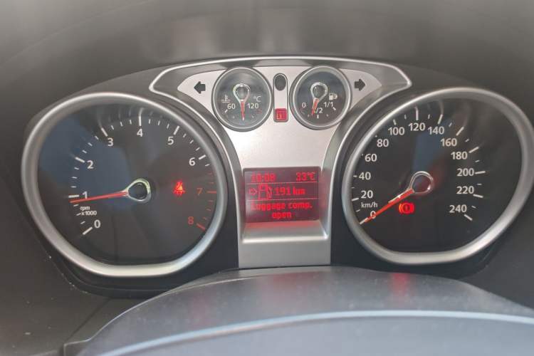 Used Ford Focus 2013 Sedan Classic 1.8L Manual Base Model Instrument Cluster