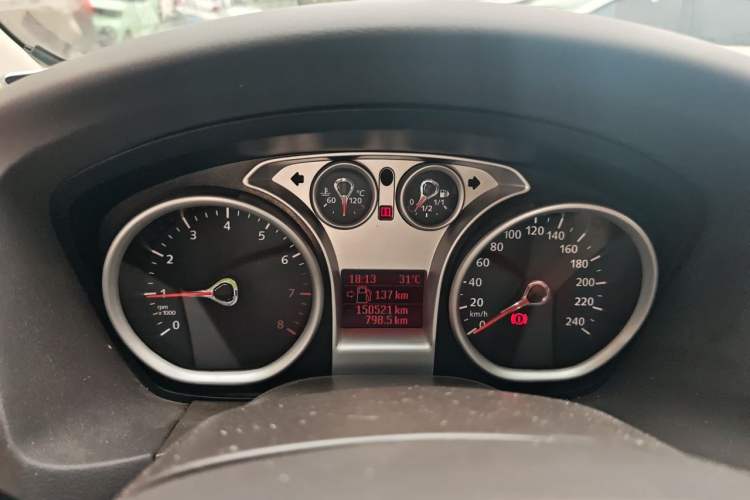 Used Ford Focus 2013 Sedan Classic 1.8L Manual Base Model Instrument Cluster