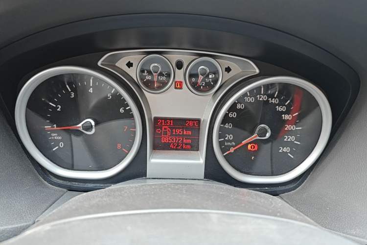 Used Ford Focus 2013 Sedan Classic 1.8L Manual Base Model Instrument Cluster