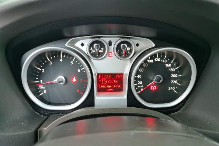Used Ford Focus 2013 Hatchback Classic 1.8L Automatic Fashion Edition Instrument Cluster