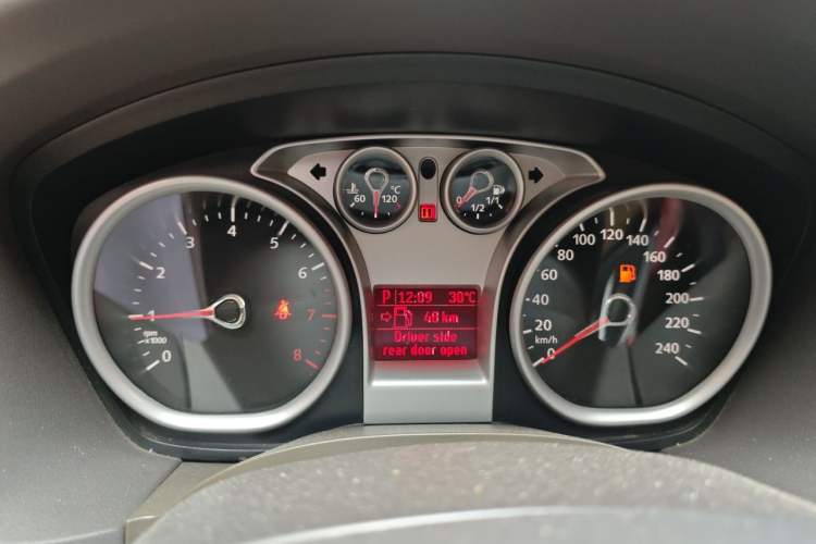 Used Ford Focus 2013 Hatchback Classic 1.8L Automatic Fashion Edition Instrument Cluster