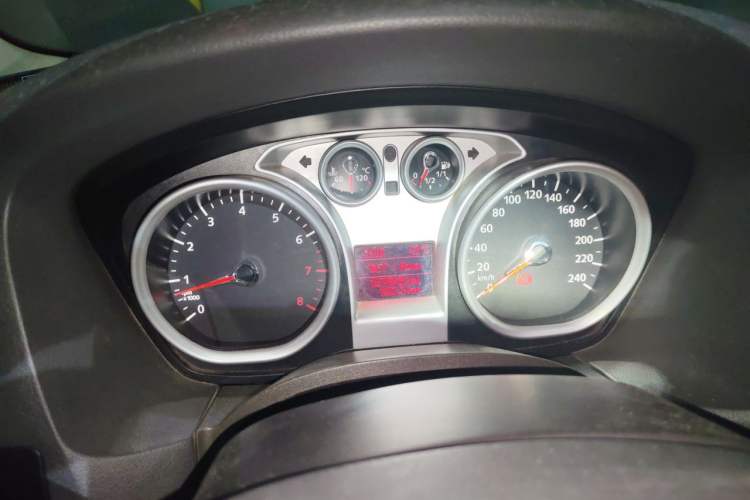 Used Ford Focus 2013 Sedan Classic 1.8L Manual Base Model Instrument Cluster