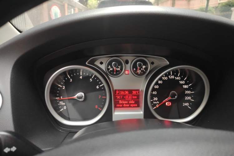 Used Ford Focus 2013 Hatchback Classic 1.8L Automatic Base Model Instrument Cluster
